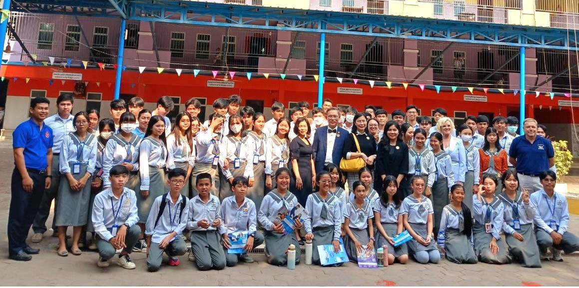 Official Partnership Between EAMU and IQ International School Announced!